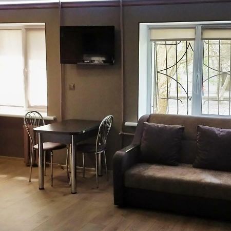 Апартаменти Loft-студио в самом центре Николаева Екстер'єр фото
