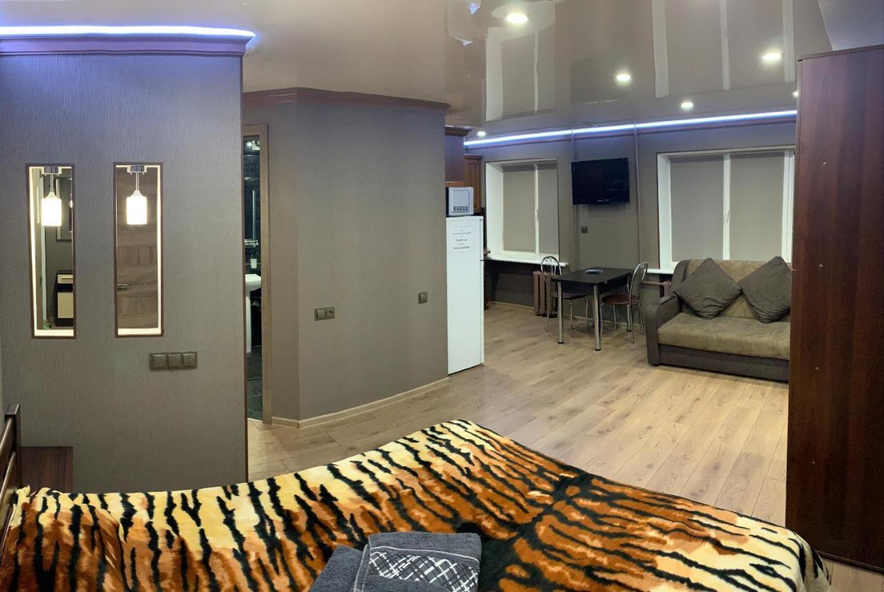 Апартаменти Loft-студио в самом центре Николаева Екстер'єр фото